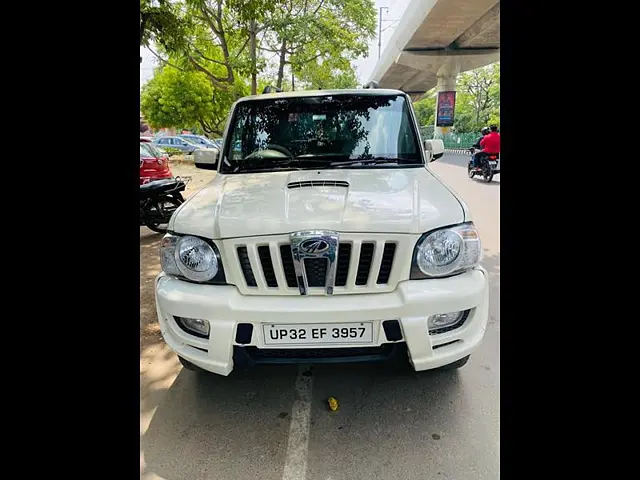 Second Hand Mahindra Scorpio [2009-2014] VLX 4WD Airbag AT BS-IV in Lucknow