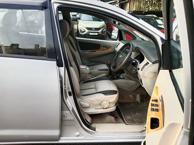 Used Toyota Innova [2005-2009] 2.5 V 7 STR in Mumbai