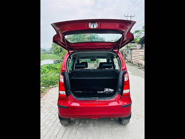 Used Maruti Suzuki Wagon R 1.0 [2014-2019] VXI in Guwahati