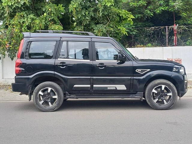 Used Mahindra Scorpio S11 MT 7S in Kanpur