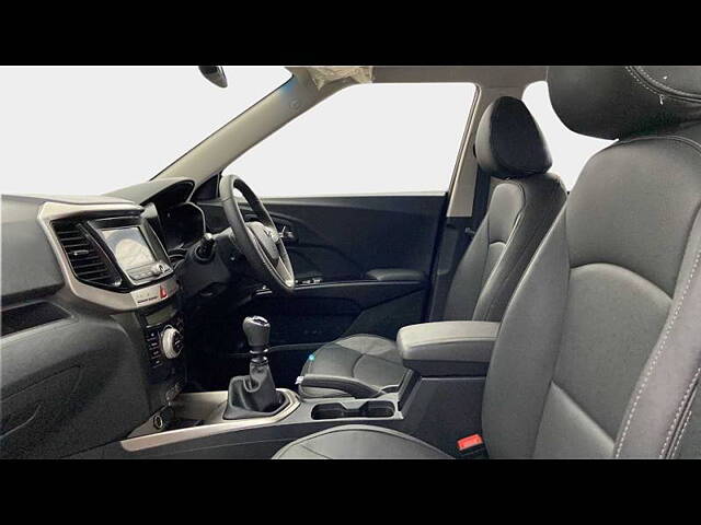 Used Mahindra XUV300 [2019-2024] W8 (O) 1.2 Petrol in Delhi