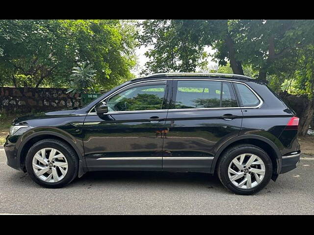 Used Volkswagen Tiguan Elegance 2.0 TSI DSG [2021] in Delhi