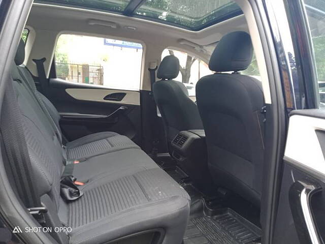 Used Mahindra XUV700 AX 5 Petrol MT 7 STR [2021] in Delhi