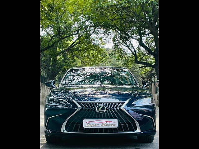 Used 2023 Lexus ES in Delhi