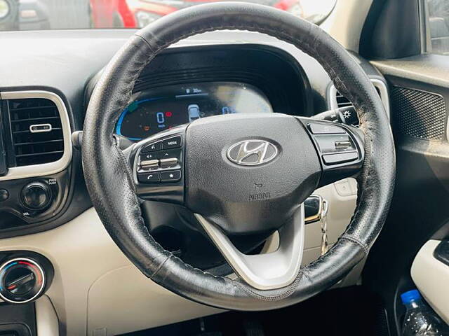 Used Hyundai Venue [2022-2023] S (O) 1.2 Petrol in Surat