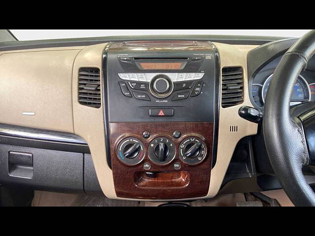 Used Maruti Suzuki Wagon R 1.0 [2014-2019] VXI AMT in Surat