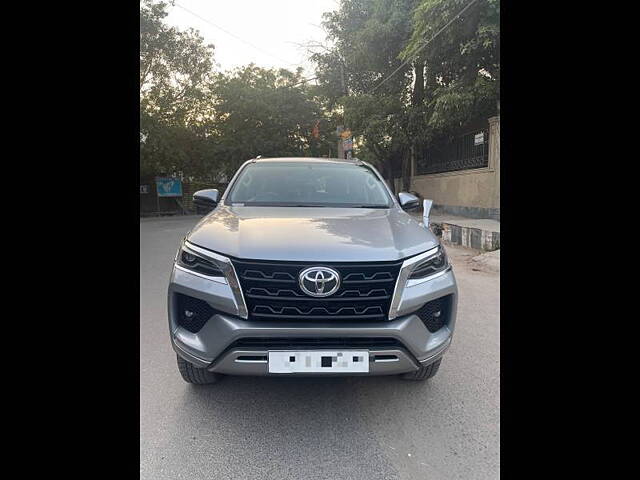 Used 2022 Toyota Fortuner in Delhi