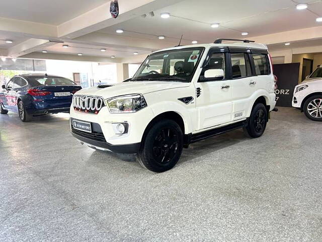 Used Mahindra Scorpio 2021 S9 in Delhi