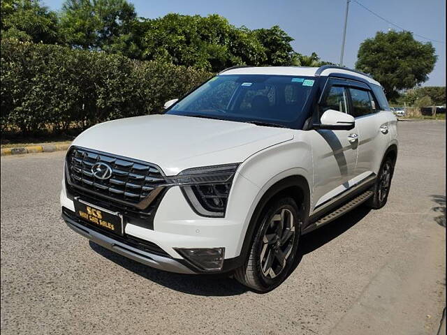 Used Hyundai Alcazar [2023-2024] Signature (O) 6 STR 1.5 Petrol DCT in Delhi