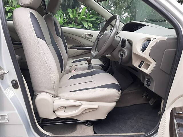 Used Toyota Etios Liva VX in Mumbai