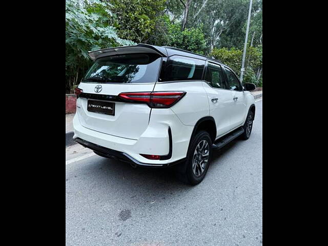 Used Toyota Fortuner Legender 2.8 4X2 AT in Delhi