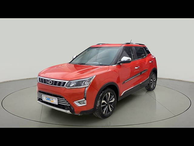 Used Mahindra XUV300 [2019-2024] W8 1.2 Petrol [2019] in Delhi