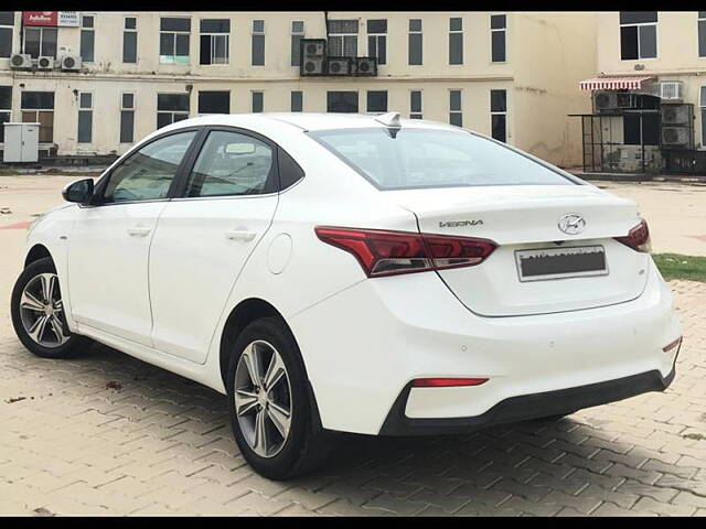 Used Hyundai Verna [2017-2020] SX (O) 1.6 CRDi  AT in Mohali