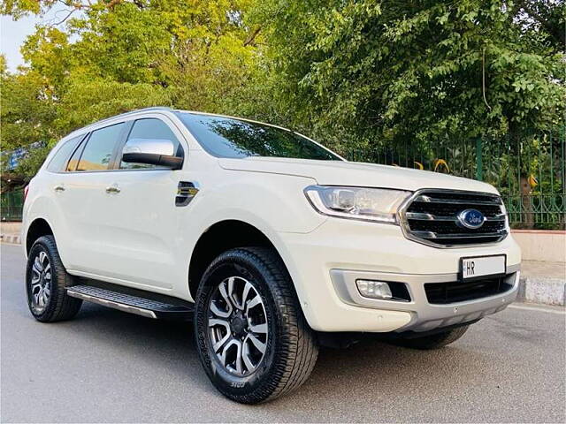 Used 2021 Ford Endeavour in Delhi