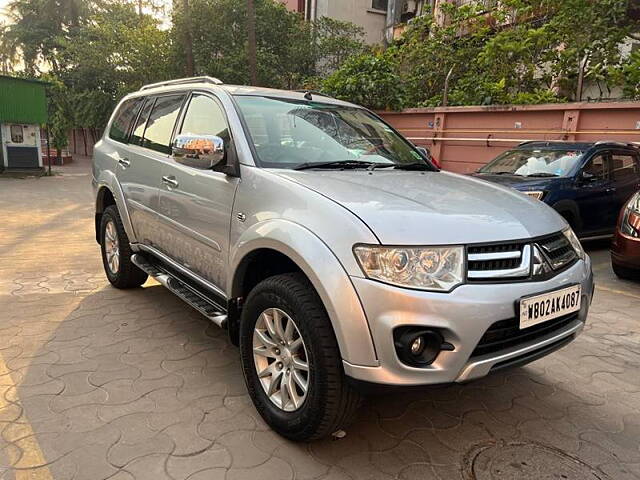 Used Mitsubishi Pajero Sport 2.5 AT in Kolkata