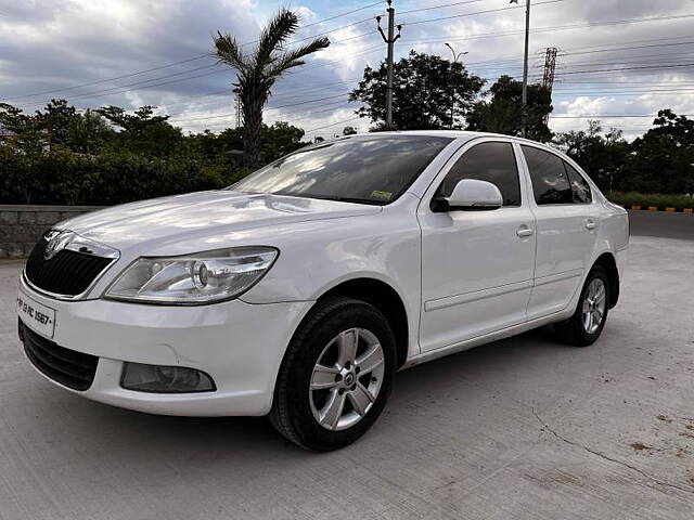 Used Skoda Laura Ambition 2.0 TDI CR AT in Hyderabad