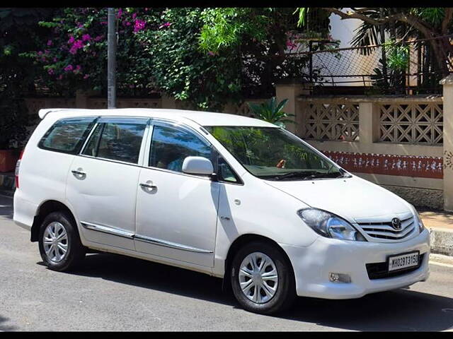 Used Toyota Innova [2005-2009] 2.5 G4 8 STR in Mumbai