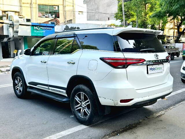 Used Toyota Fortuner 4X2 AT 2.7 Petrol in Delhi