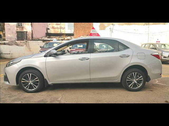 Used Toyota Corolla Altis [2014-2017] VL AT Petrol in Mumbai