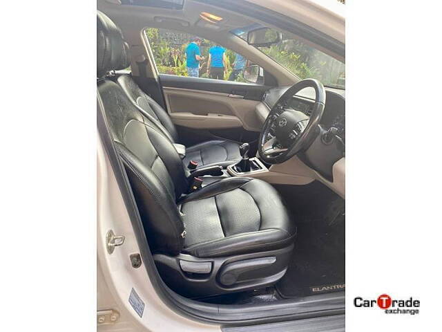 Used Hyundai Elantra [2016-2019] 2.0 SX MT in Mumbai