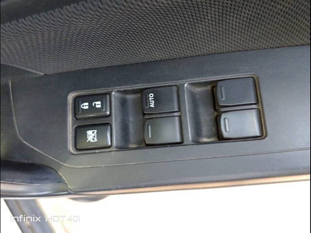 Used Maruti Suzuki Vitara Brezza [2016-2020] VDi in Ahmedabad