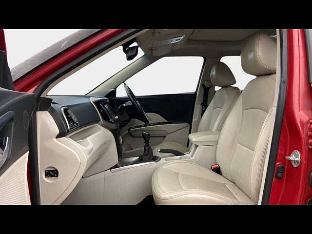 Used Mahindra XUV300 [2019-2024] W8 (O) 1.2 Petrol in Delhi