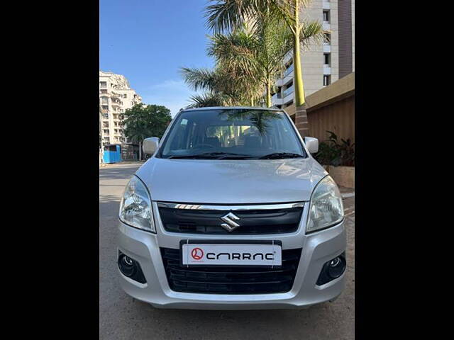 Used 2018 Maruti Suzuki Wagon R in Surat