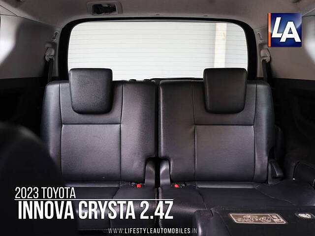 Used Toyota Innova Crysta ZX 2.4 7 STR in Kolkata