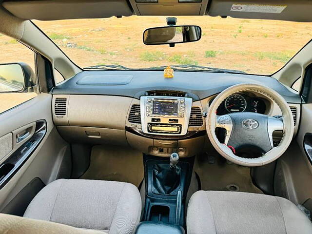 Used Toyota Innova [2013-2014] 2.5 VX 7 STR BS-III in Ahmedabad