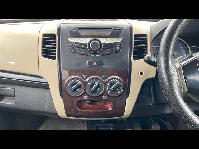 Used Maruti Suzuki Wagon R 1.0 [2014-2019] VXI in Indore