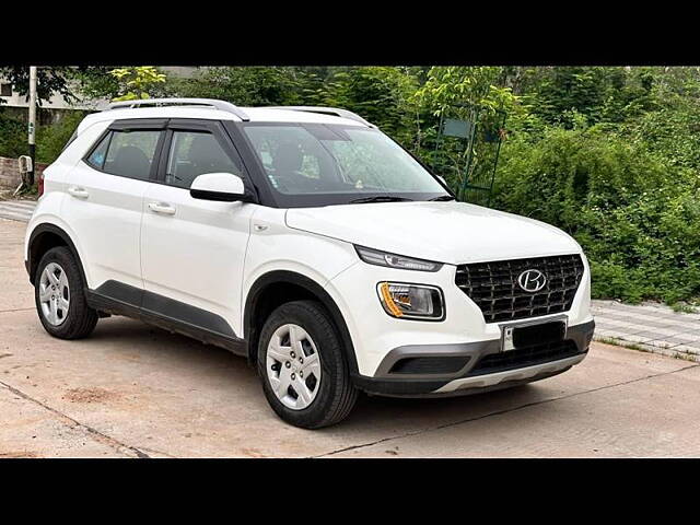 Used 2019 Hyundai Venue in Vadodara