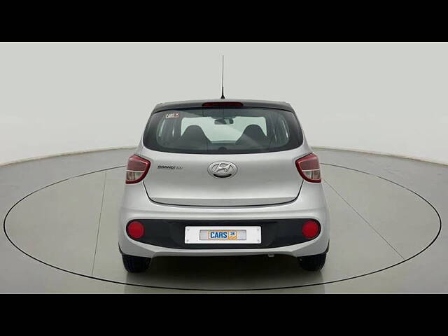 Used Hyundai Grand i10 Magna 1.2 Kappa VTVT in Ahmedabad