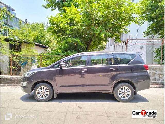 Used Toyota Innova Crysta [2016-2020] 2.4 G 8 STR [2016-2017] in Mumbai