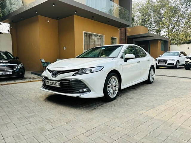 Used Toyota Camry Hybrid in Delhi