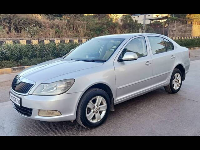 Used Skoda Laura Elegance 2.0 TDI CR MT in Mumbai