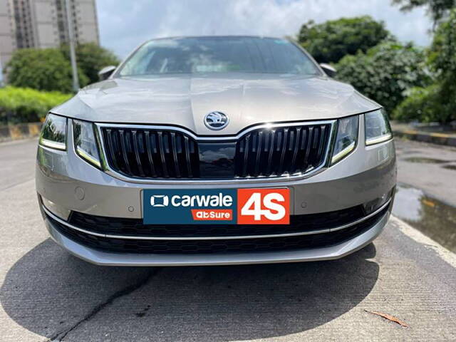 Used 2019 Skoda Octavia in Mumbai