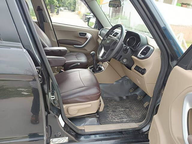 Used Mahindra TUV300 [2015-2019] T8 in Hyderabad