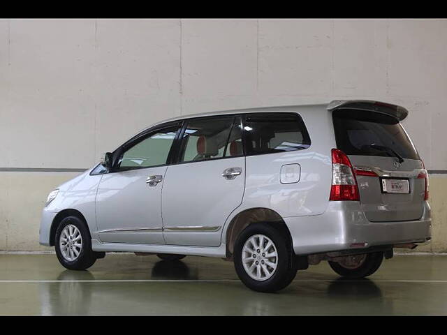 Used Toyota Innova [2013-2014] 2.5 VX 8 STR BS-III in Bangalore