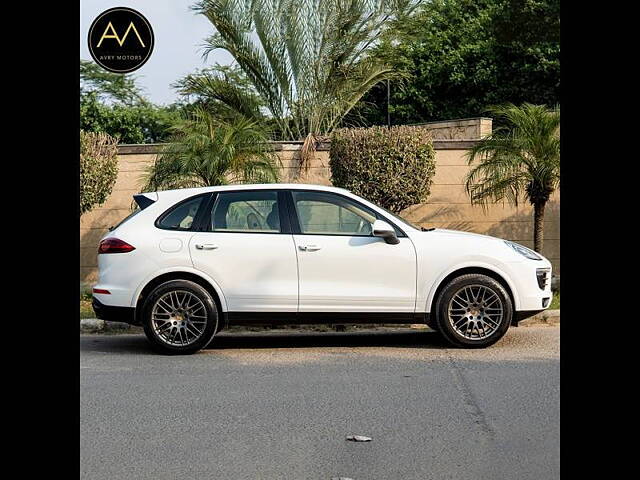 Used Porsche Cayenne [2010-2014] Base in Delhi