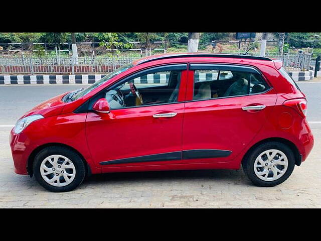 Used Hyundai Grand i10 [2013-2017] Sportz 1.2 Kappa VTVT [2016-2017] in Guwahati