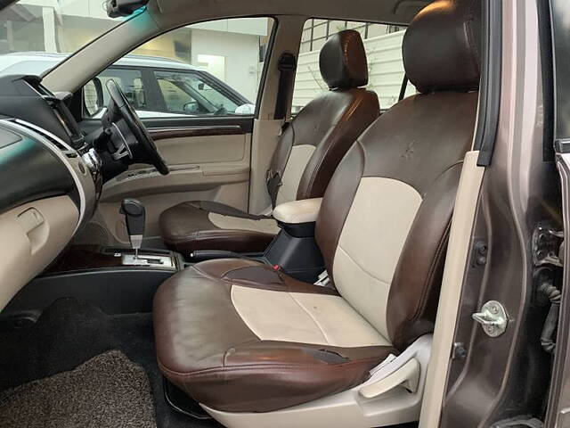 Used Mitsubishi Pajero Sport 2.5 AT in Ahmedabad