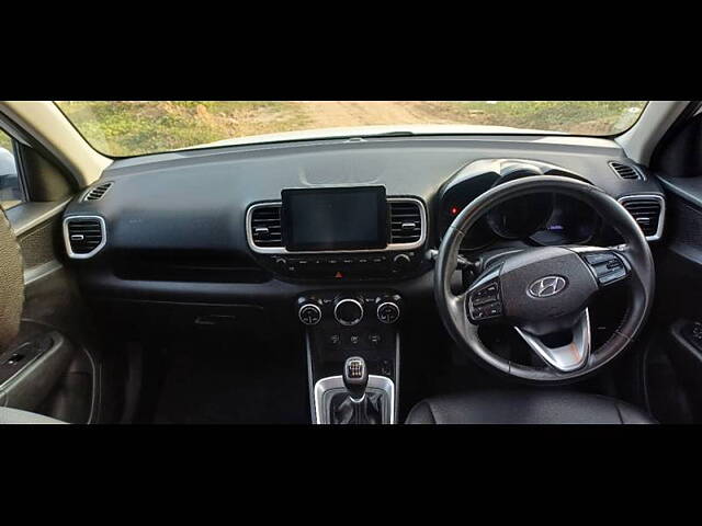 Used Hyundai Venue [2019-2022] SX 1.4 (O) CRDi in Ahmedabad