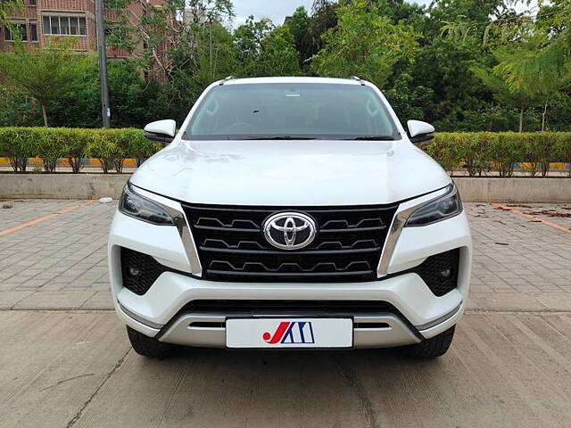 Used Toyota Fortuner 4X2 AT 2.8 Diesel in Ahmedabad