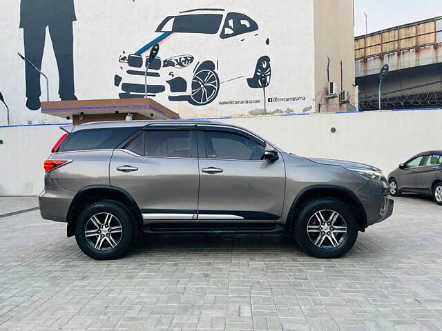 Used Toyota Fortuner [2016-2021] 2.8 4x2 AT [2016-2020] in Delhi