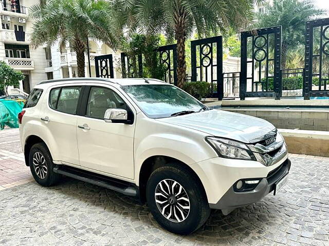 Used Isuzu MU-X [2017-2018] 4x4 in Delhi