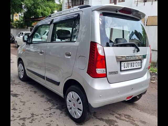 Used Maruti Suzuki Wagon R 1.0 [2010-2013] VXi in Ahmedabad