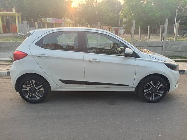 Used Tata Tiago [2016-2020] Revotron XZ Plus in Lucknow