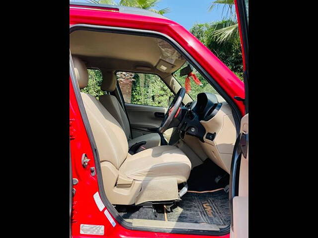 Used Mahindra TUV300 [2015-2019] T6 Plus in Delhi