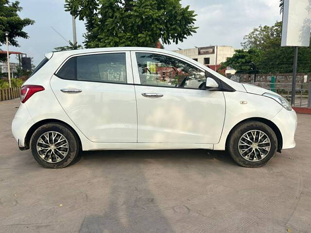 Used Hyundai Grand i10 Sportz U2 1.2 CRDi in Surat