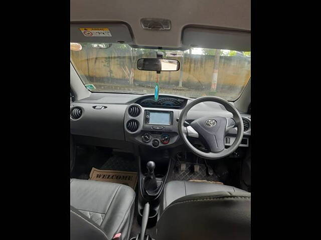 Used Toyota Etios Liva GX in Delhi